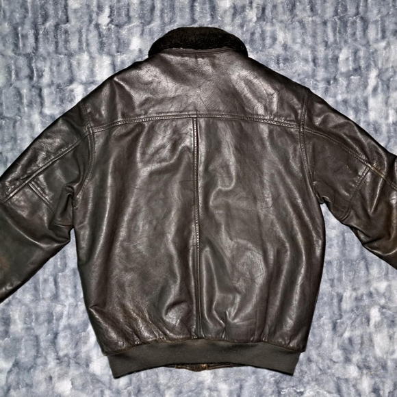 Vintage L.L. Bean Leather Bomber Jacket Size Large Brown Sherpa Lined Made in US - Picture 2 of 7